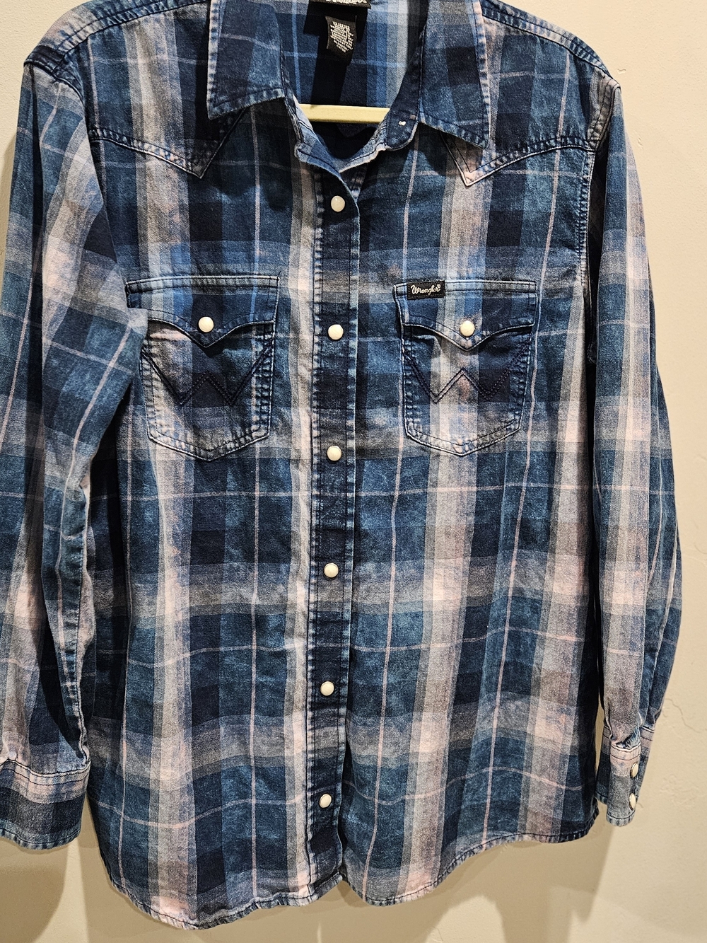 Wrangler Women's Blue Plaid Western Snap Shirt